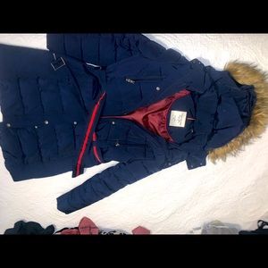 Tommy Hilfiger Long Winter Coat with Fur!